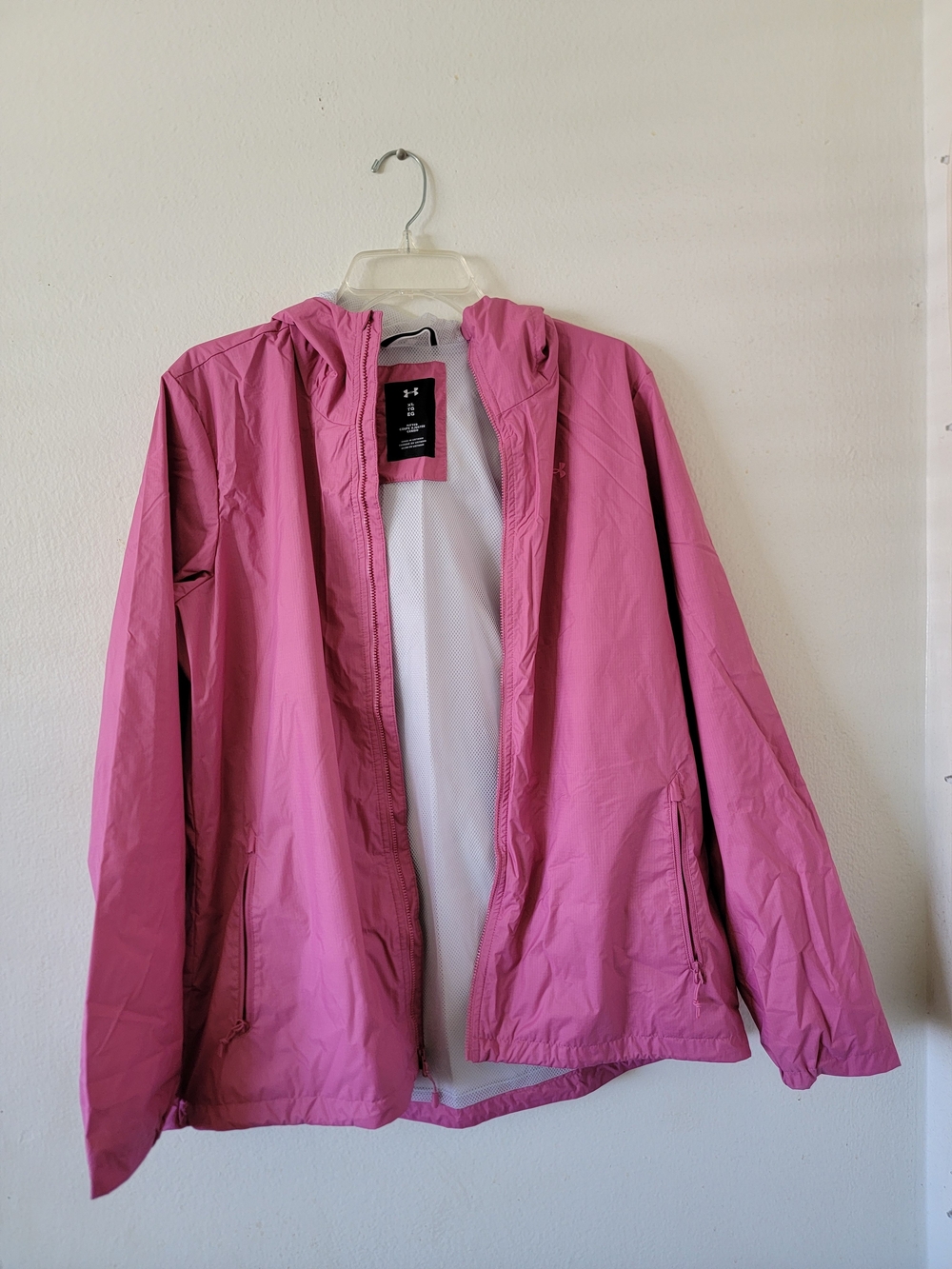 Under Armour Women's Pink Lightweight Hooded Jacket